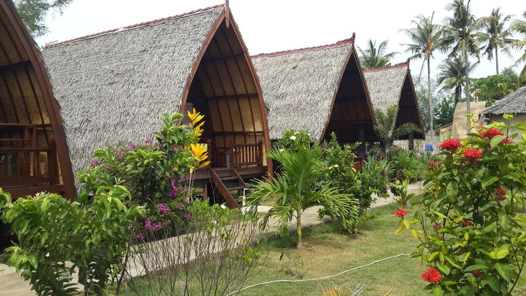 ホテルRose Bungalow Pemenang エクステリア 写真