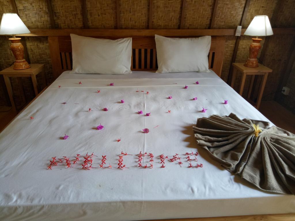 ホテルRose Bungalow Pemenang エクステリア 写真