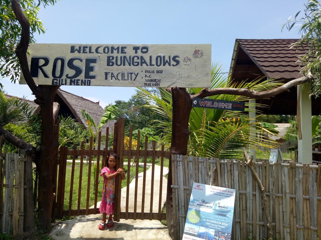 ホテルRose Bungalow Pemenang エクステリア 写真