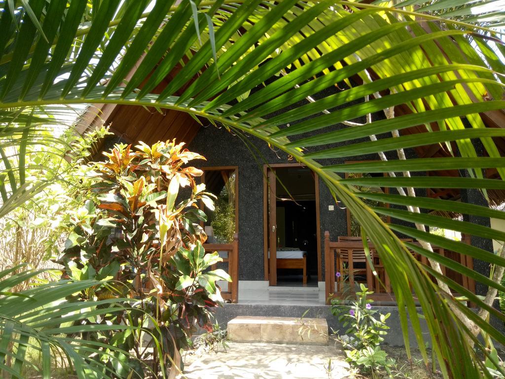ホテルRose Bungalow Pemenang エクステリア 写真
