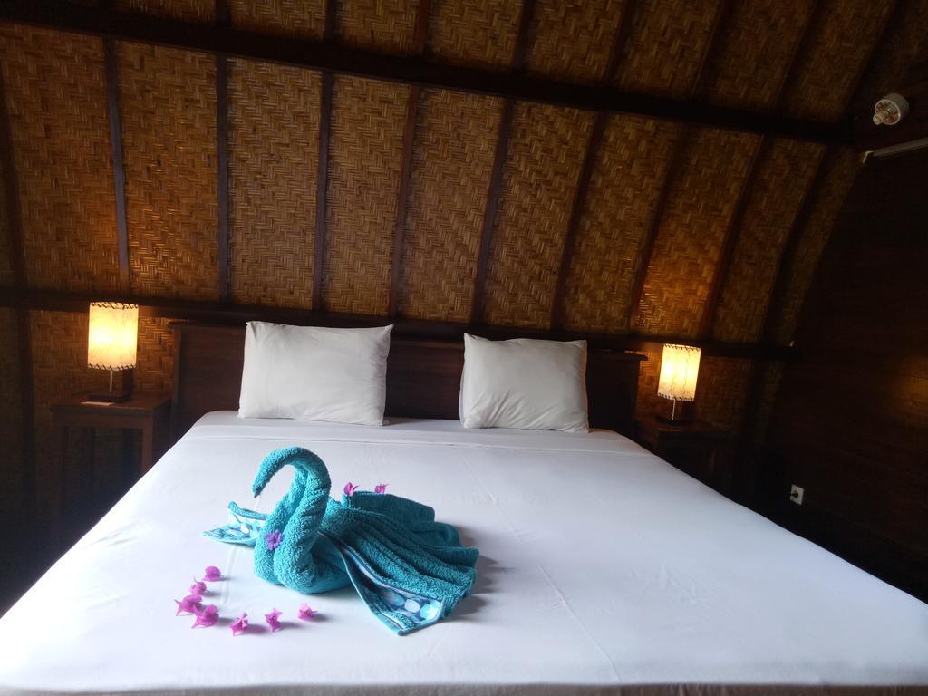 ホテルRose Bungalow Pemenang エクステリア 写真