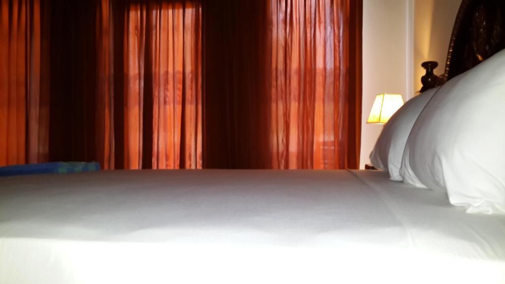 ホテルRose Bungalow Pemenang エクステリア 写真